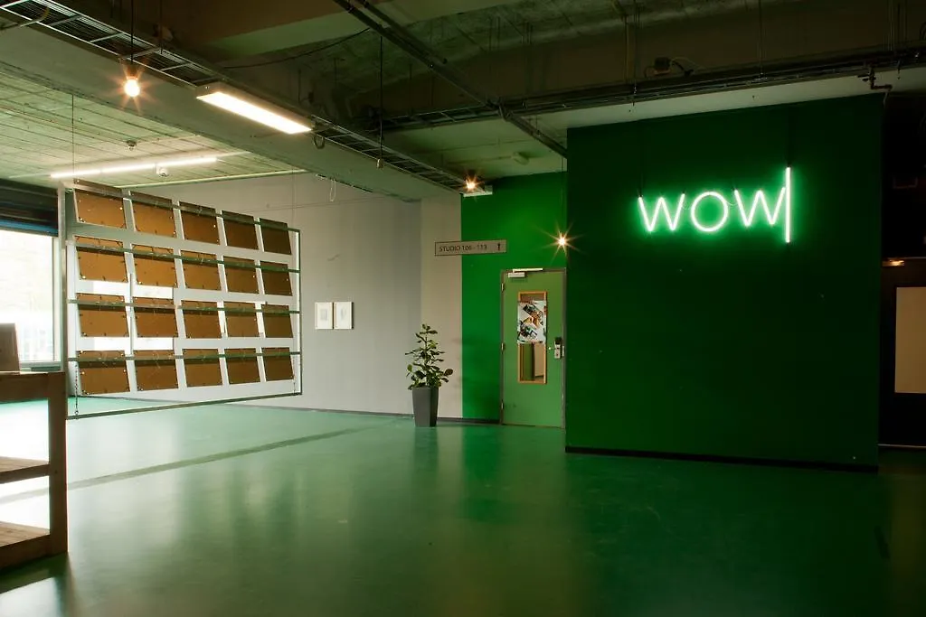 Wow Amsterdam Hostel